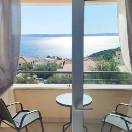 Modern In With Shared Pool * Makarska